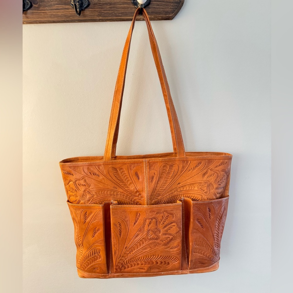 Genuine leather tote bag